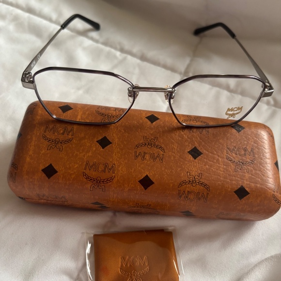 MCM optical frame glasses - Picture 2 of 4